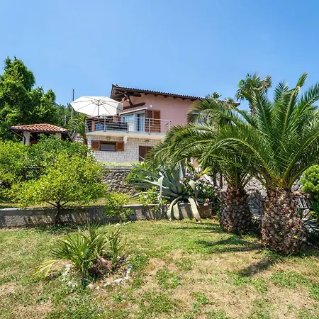 Lilly 2 By Interhome *