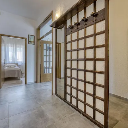 公寓 Lilly 2 By Interhome 洛夫兰