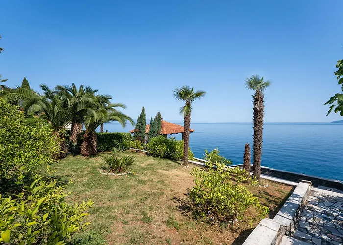 Lilly 2 By Interhome Lovran