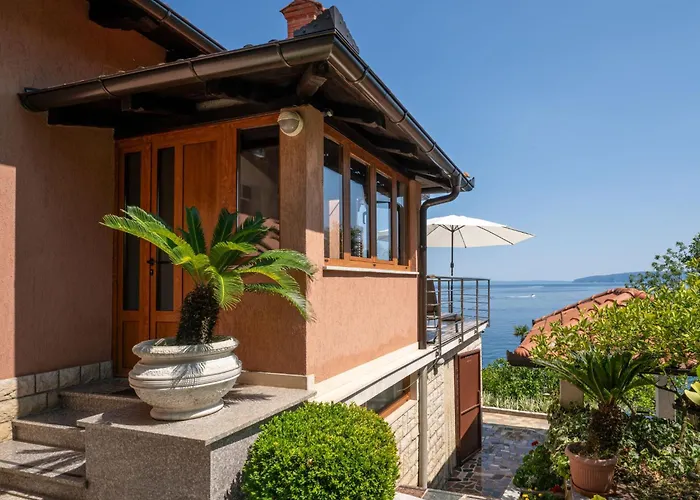 Apartment Lilly 2 By Interhome Lovran