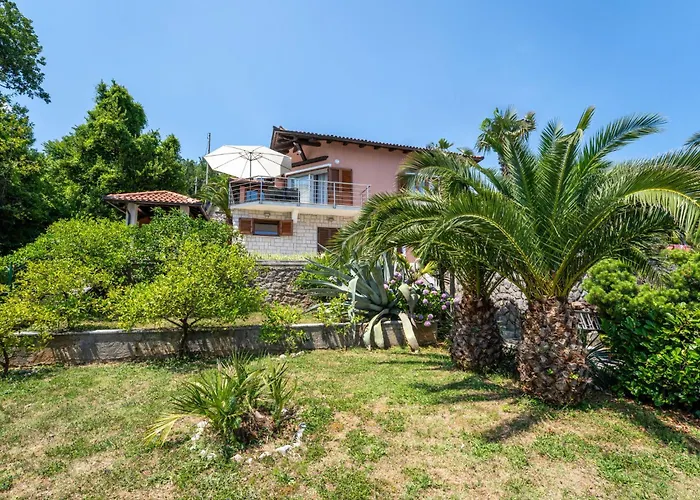 Lilly 2 By Interhome *