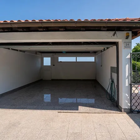 Lilly 2 By Interhome アパート *