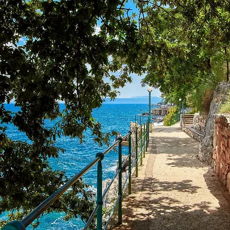 アパート Lilly 2 By Interhome ロヴラン