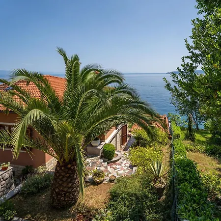 Lilly 2 By Interhome *