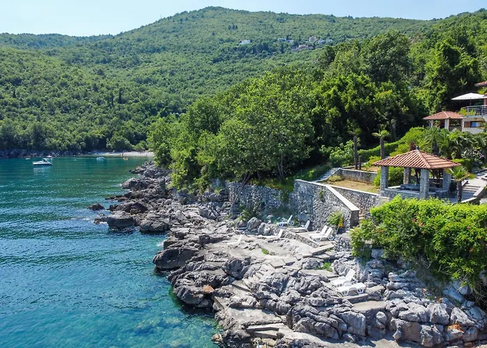 Lilly 2 By Interhome Apartman